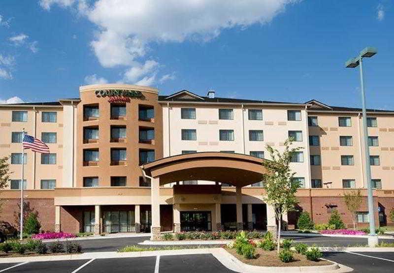 Courtyard By Marriott Atlanta Buford Mall Of Georgia Extérieur photo