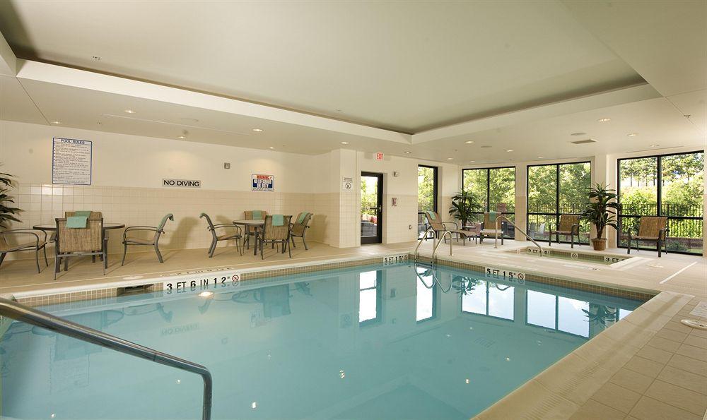 Courtyard By Marriott Atlanta Buford Mall Of Georgia Extérieur photo
