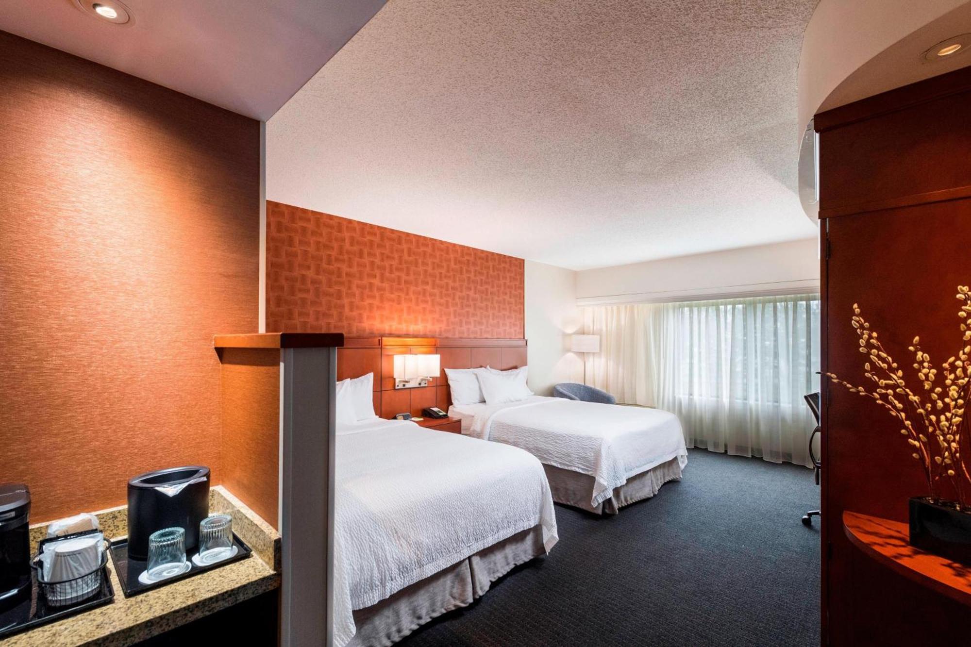 Courtyard By Marriott Atlanta Buford Mall Of Georgia Extérieur photo