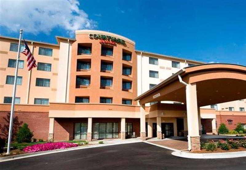 Courtyard By Marriott Atlanta Buford Mall Of Georgia Extérieur photo